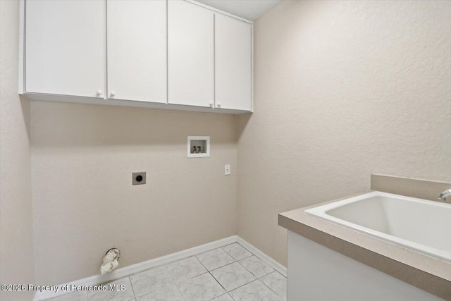 250 Royal Palm Way, Spring Hill, FL 34608