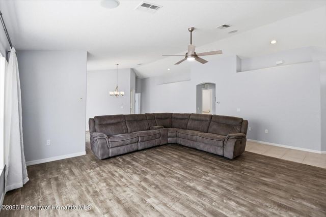250 Royal Palm Way, Spring Hill, FL 34608