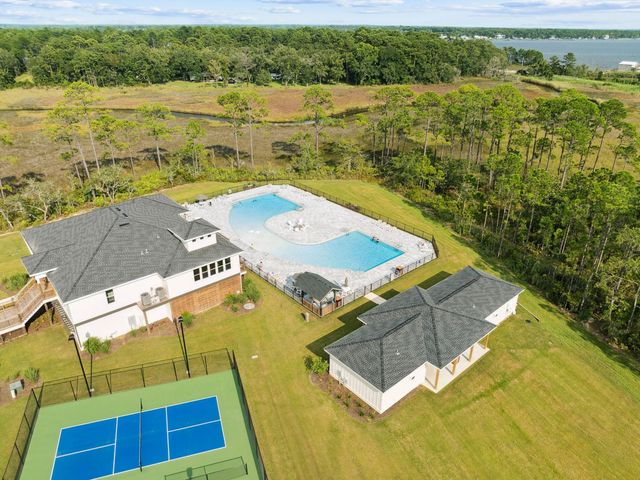 100 Haven Way, Freeport, FL 32439