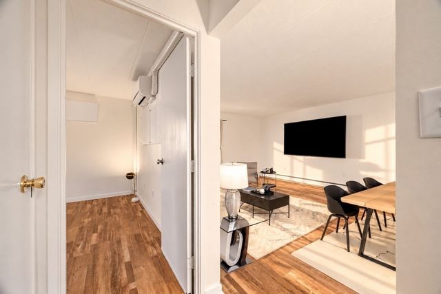 14 Boston St 1A, Somerville, MA 02143