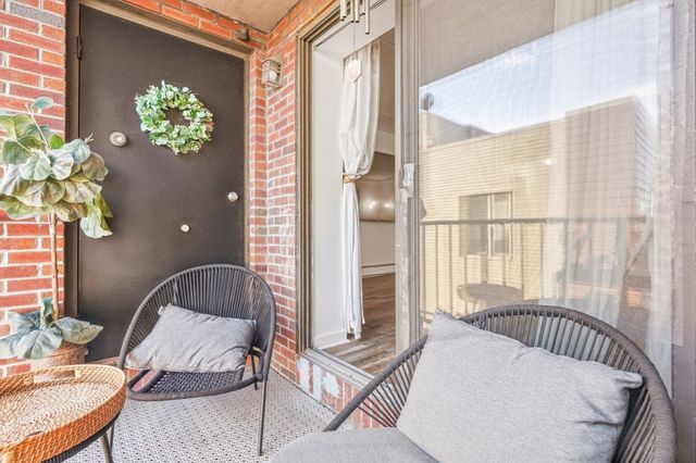 14 Boston St 1A, Somerville, MA 02143