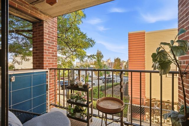 14 Boston St 1A, Somerville, MA 02143