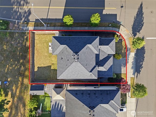 15530 SE 277th Place, Kent, WA 98042