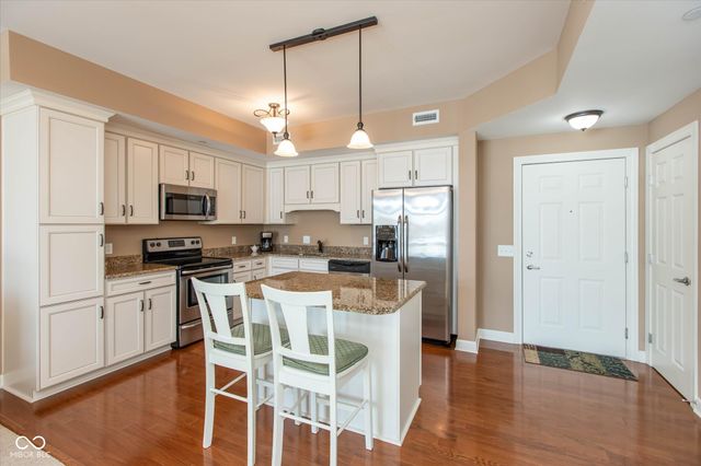 20971 Shoreline Court 214, Noblesville, IN 46062