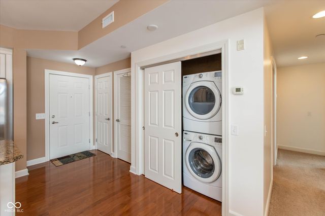 20971 Shoreline Court 214, Noblesville, IN 46062