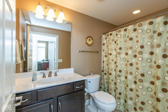 20971 Shoreline Court 214, Noblesville, IN 46062