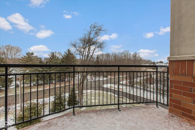 20971 Shoreline Court 214, Noblesville, IN 46062