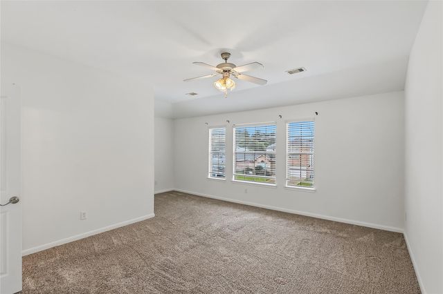32014 Decker Oaks Drive, Pinehurst, TX 77362