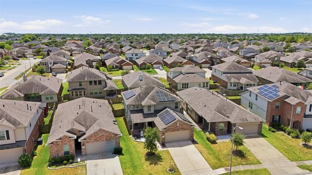 12611 Silverlight Court, Houston, TX 77014