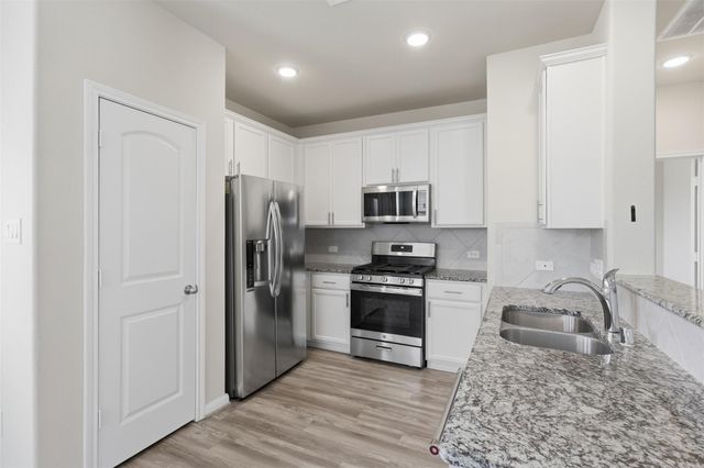 12611 Silverlight Court, Houston, TX 77014