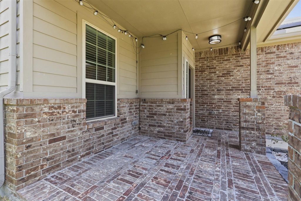 12611 Silverlight Court, Houston, TX 77014