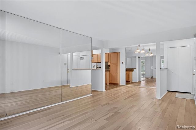 2037 E Franklin Drive, Canton, MI 48187