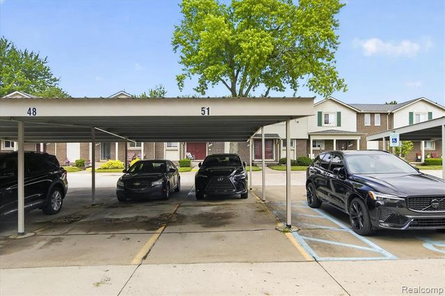 2037 E Franklin Drive, Canton, MI 48187