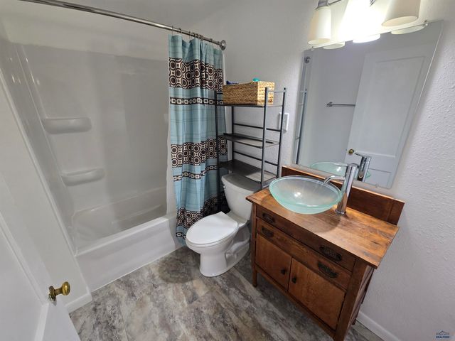 120 E MONROE, Rapid City, SD 57701