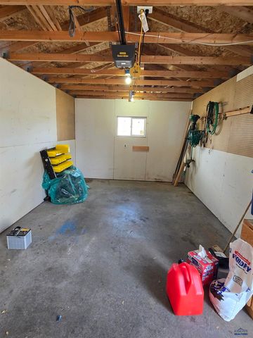 120 E MONROE, Rapid City, SD 57701