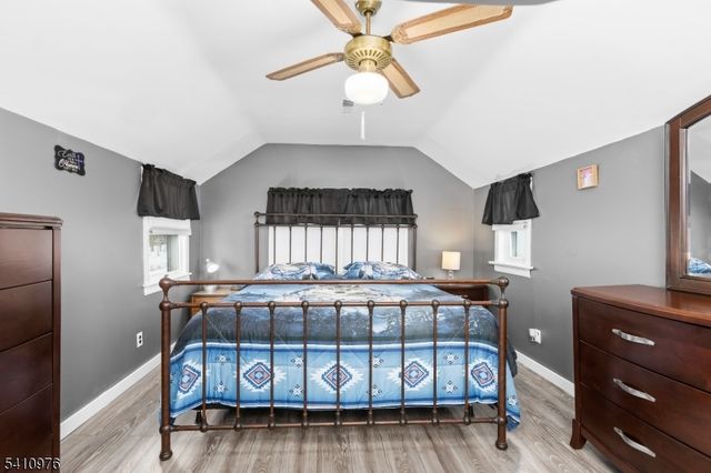 8 Myrtle Ave, Mount Olive Twp., NJ 07828