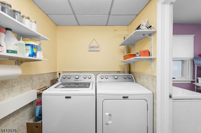 8 Myrtle Ave, Mount Olive Twp., NJ 07828