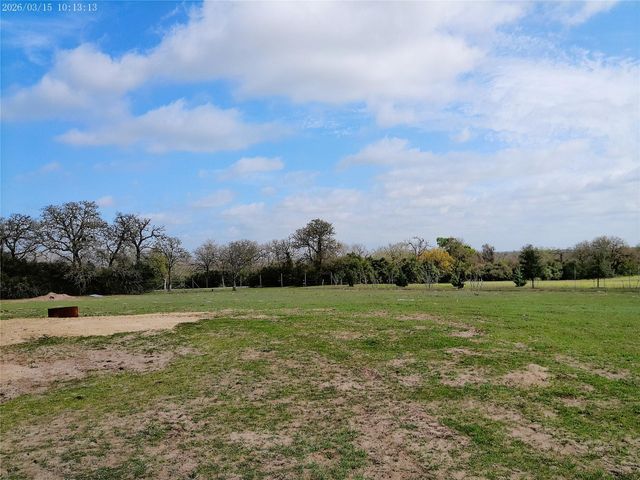 2465 County Road 314, Rockdale, TX 76567