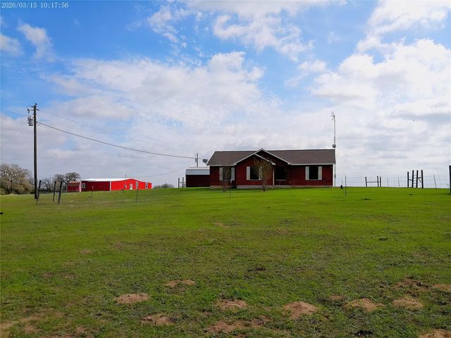 2465 County Road 314, Rockdale, TX 76567