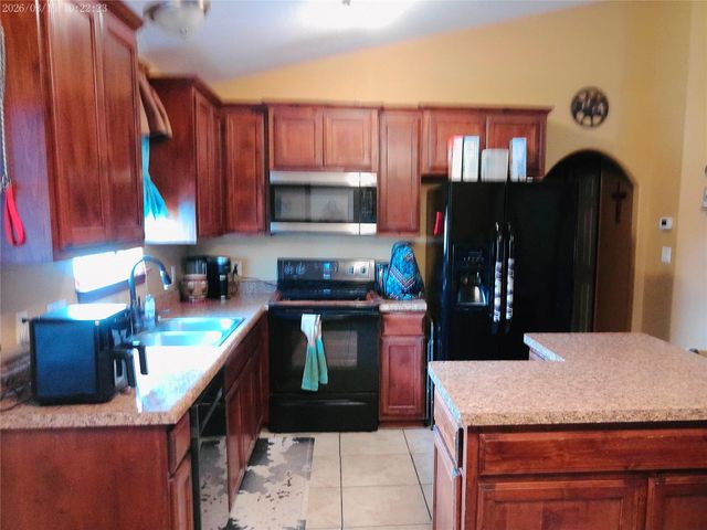 2465 County Road 314, Rockdale, TX 76567