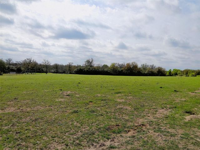 2465 County Road 314, Rockdale, TX 76567