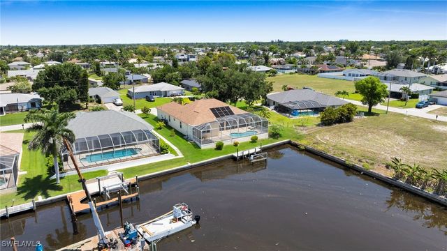 2010 SE 13th TER, Cape Coral, FL 33990