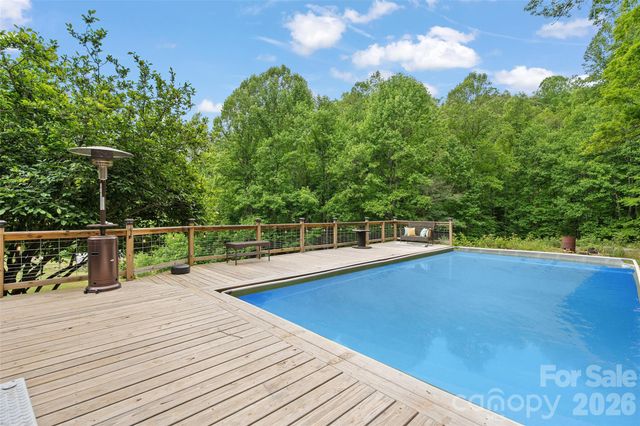 125 Harris Circle, Sylva, NC 28779