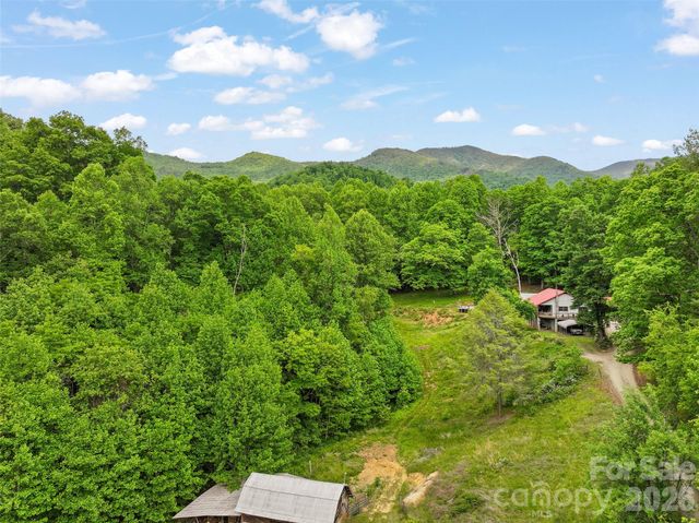 125 Harris Circle, Sylva, NC 28779