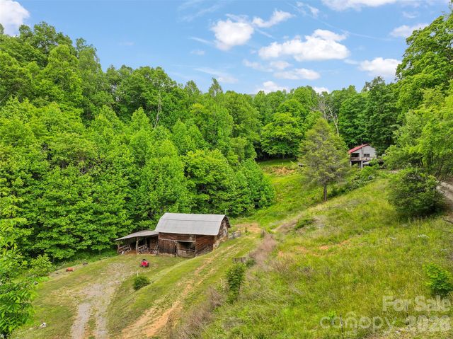 125 Harris Circle, Sylva, NC 28779