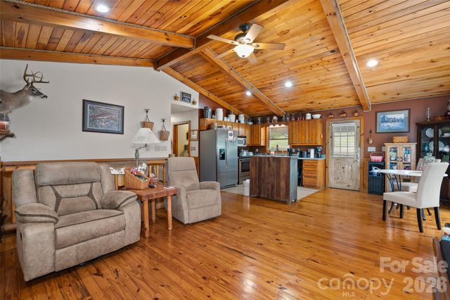 125 Harris Circle, Sylva, NC 28779