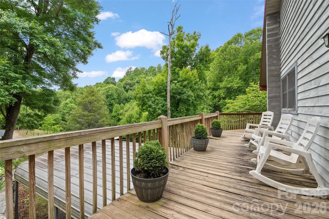 125 Harris Circle, Sylva, NC 28779