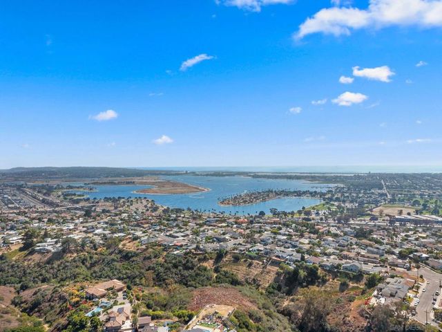 4810 Canyon View, San Diego, CA 92117