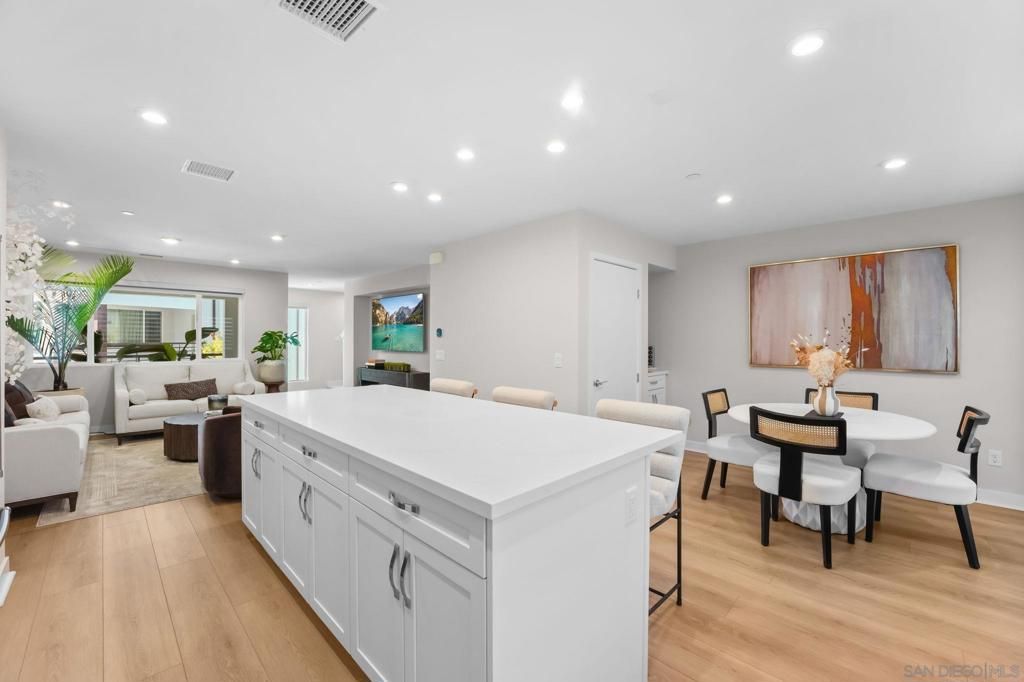 4810 Canyon View, San Diego, CA 92117 — photo 4