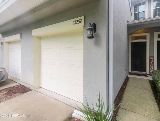 12252 BLACK WALNUT Court, Jacksonville, FL 32226