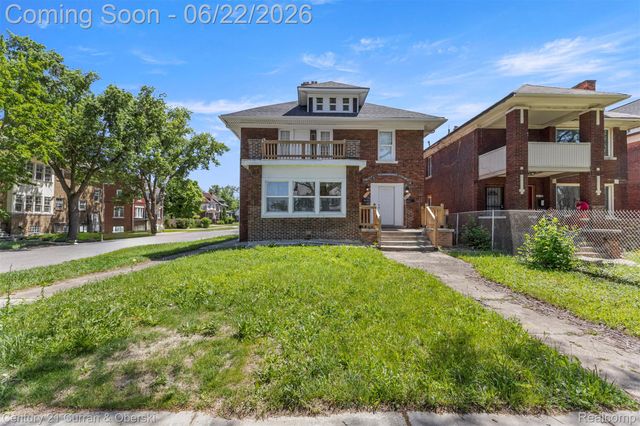 8438 Dexter Avenue, Detroit, MI 48206