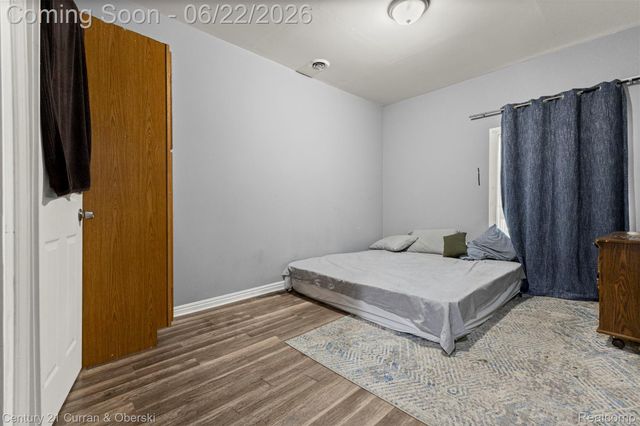 8438 Dexter Avenue, Detroit, MI 48206