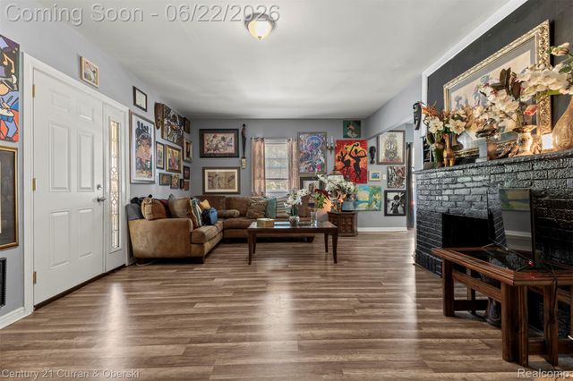8438 Dexter Avenue, Detroit, MI 48206