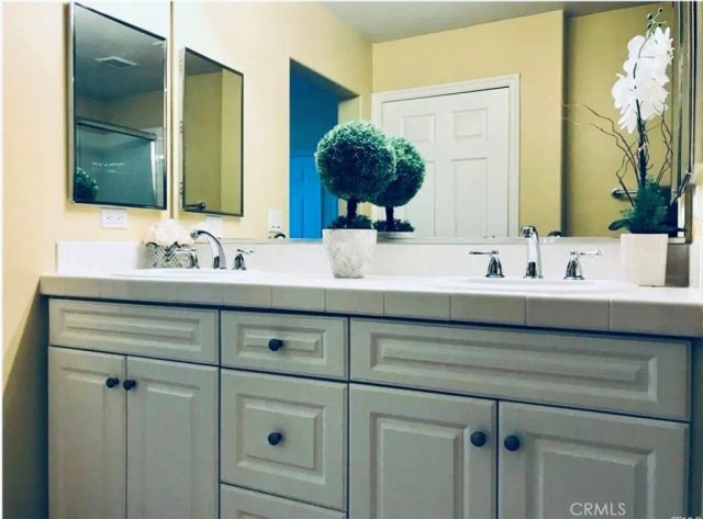 36 Vintage, Irvine, CA 92620