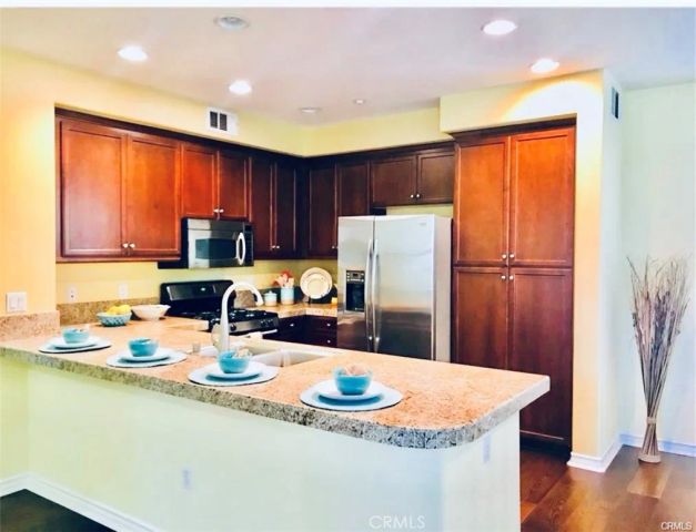 36 Vintage, Irvine, CA 92620