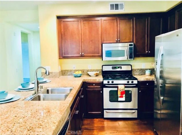 36 Vintage, Irvine, CA 92620