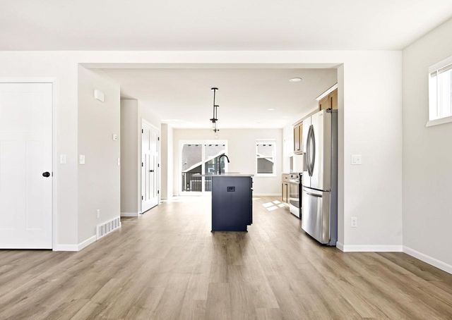 812 Indigo Lane, Waunakee, WI 53597