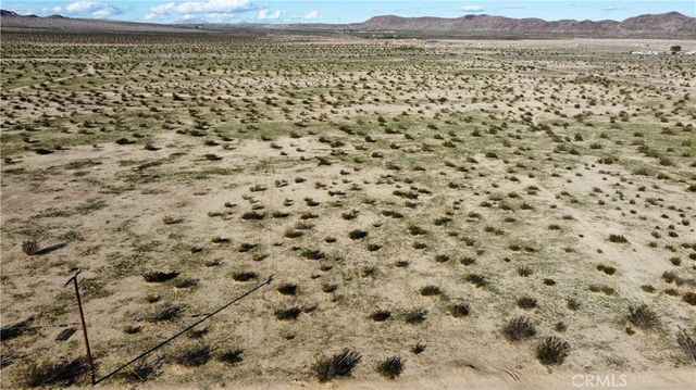 3 Sunflower Road, Joshua Tree, CA 92252