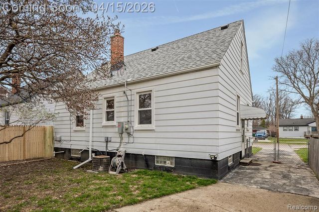 28965 Marquette Street, Garden City, MI 48135