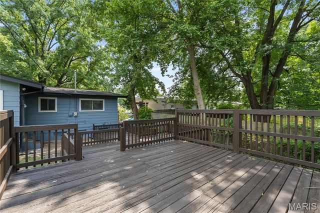 2025 Thunderbird Avenue, Florissant, MO 63033