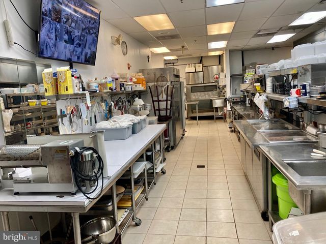 210 SWAMP FOX RD, Alexandria, VA 22314