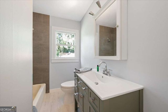 300 Colson Avenue, Woodbine, GA 31569