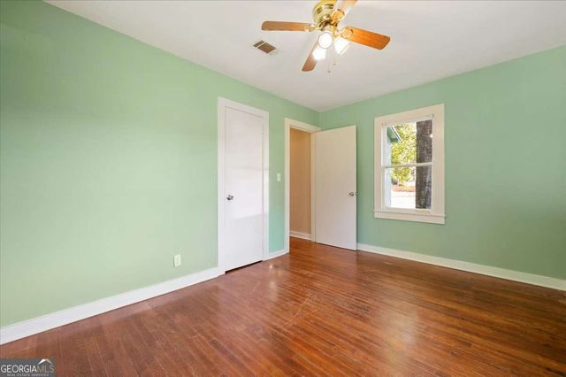 300 Colson Avenue, Woodbine, GA 31569