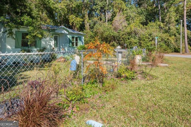 300 Colson Avenue, Woodbine, GA 31569