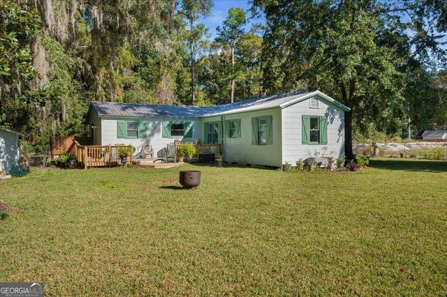 300 Colson Avenue, Woodbine, GA 31569