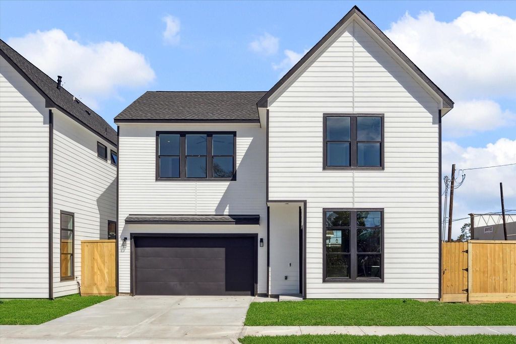 5617 Leonard Street, Houston, TX 77023